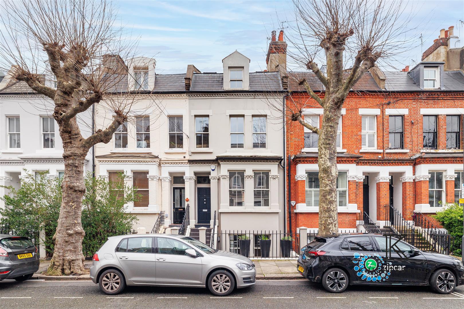 A photo of a row of houses in London