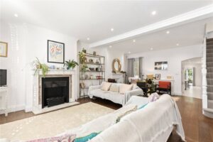 Real Estate agents in fulham